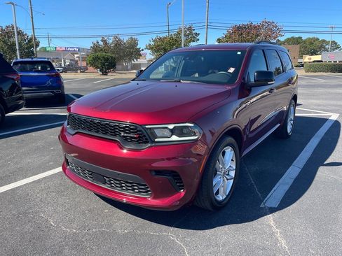 Used 2024 Dodge Durango GT image 3