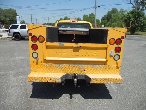 Used 2005 GMC Sierra 2500 W/T w/ Snow Plow Prep Package AWD/4WD image 12