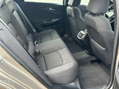 Used 2023 Chevrolet Malibu LT image 13