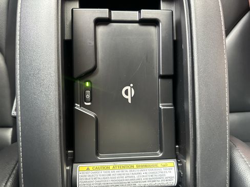 Used 2021 Toyota Highlander XLE image 36