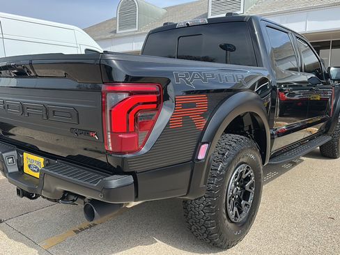 Used 2025 Ford F150 Raptor w/ Equipment Group 803A Raptor R image 9