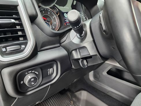 Used 2024 RAM 3500 Big Horn w/ Sport Appearance Package image 44