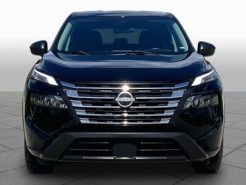 Used 2024 Nissan Rogue S FWD image 4
