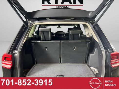 Used 2019 Volkswagen Atlas SE w/ Towing Package image 7