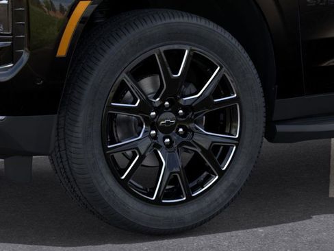 New 2026 Chevrolet Suburban RST w/ RST Capability Package AWD/4WD image 9