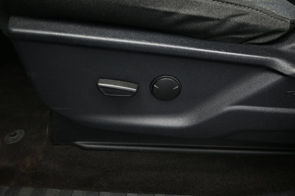 Certified 2023 Ford F150 XLT RWD image 22