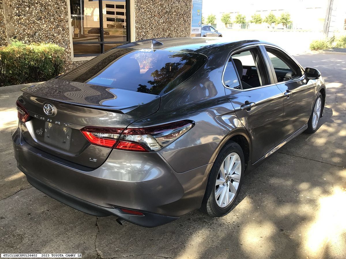 Used 2023 Toyota Camry LE FWD image 5