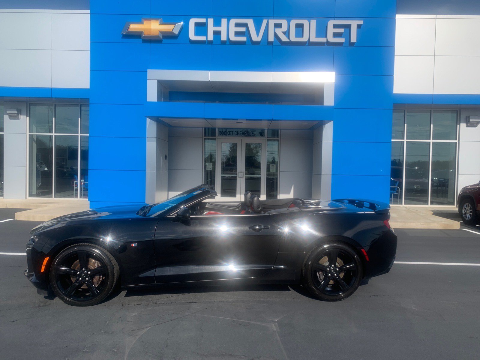 Used 2017 Chevrolet Camaro SS RWD image 1