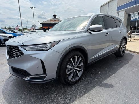 Certified 2026 Acura MDX w/ Technology Package FWD image 7