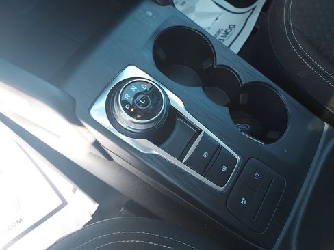 Used 2025 Ford Escape Active AWD/4WD image 24