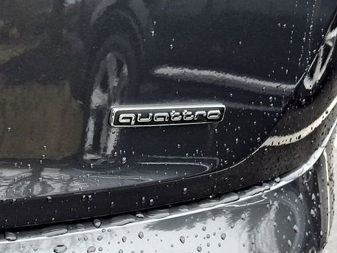 Used 2023 Audi Q5 2.0T Premium w/ Convenience Package image 30