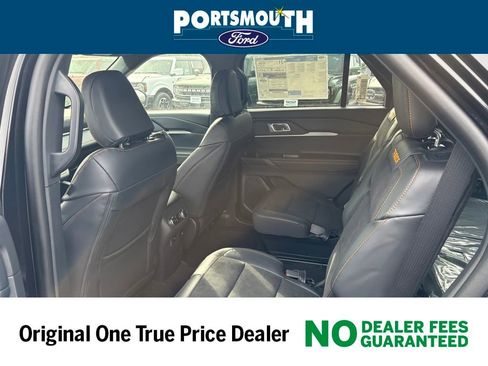 New 2026 Ford Explorer Tremor w/ Tremor Convenience Package image 5