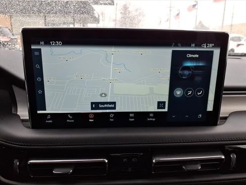 Certified 2023 Lincoln Nautilus AWD w/ Premium Package image 14