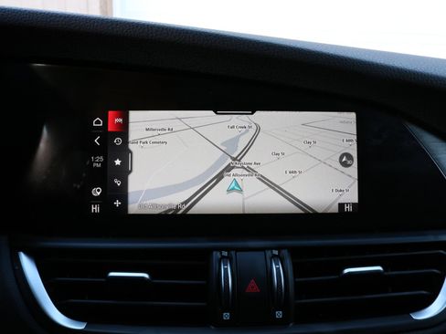 Used 2021 Alfa Romeo Giulia Ti w/ Nero Edizione image 32