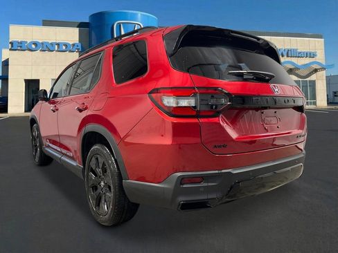 New 2026 Honda Pilot Black Edition image 3