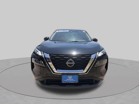 Used 2023 Nissan Rogue S AWD/4WD image 9