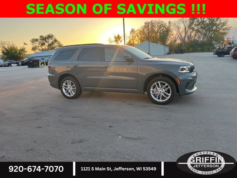 Used 2023 Dodge Durango GT image 9