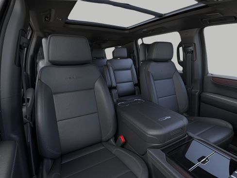 New 2026 GMC Yukon XL Denali w/ Denali Reserve Package AWD/4WD image 16