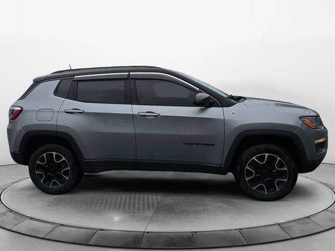 Used 2020 Jeep Compass Trailhawk AWD/4WD image 6