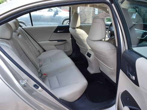 Used 2017 Honda Accord EX-L image 36