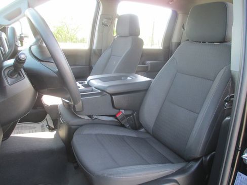 Used 2024 Chevrolet Silverado 2500 Custom w/ Custom Value Package image 20