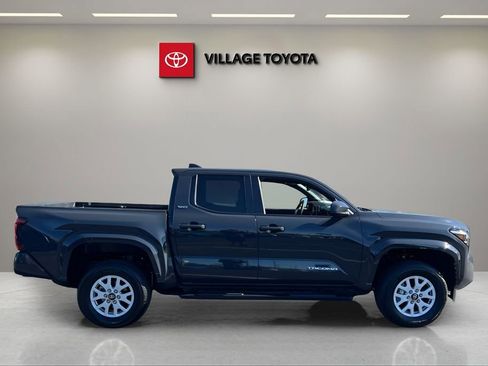 Certified 2024 Toyota Tacoma SR5 w/ SR5 Upgrade Package image 6