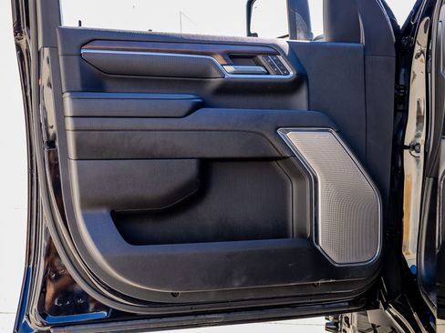 Used 2024 Chevrolet Silverado 3500 High Country w/ High Country Premium Package AWD/4WD image 34