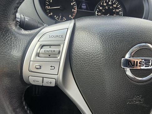 Used 2017 Nissan Altima 2.5 SV FWD image 32