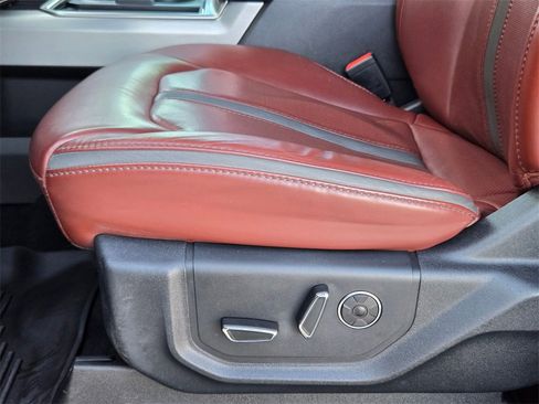 Used 2021 Ford F250 Platinum image 13