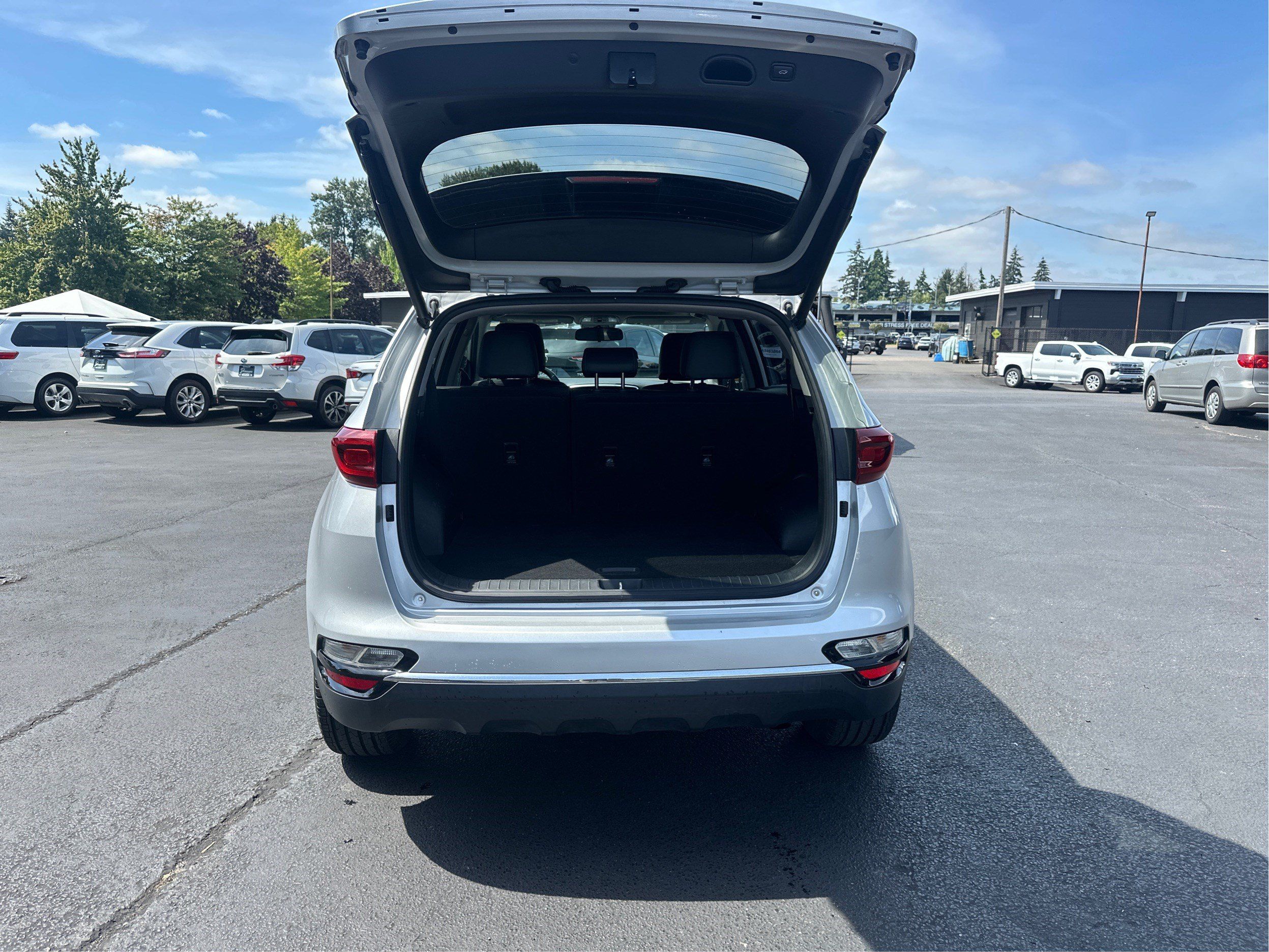 Used 2022 Kia Sportage EX AWD/4WD image 11