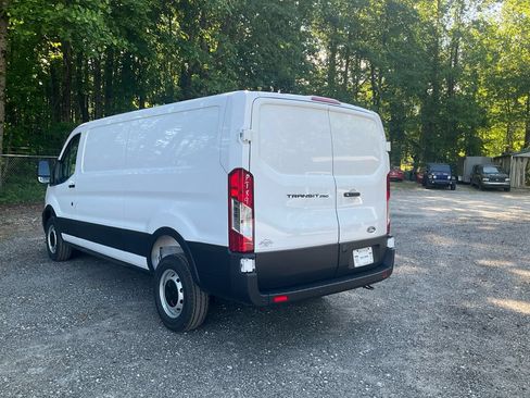 New 2026 Ford Transit 250 Low Roof RWD image 7