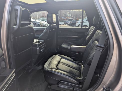 Used 2019 Ford Expedition Limited w/ Equipment Group 302A image 21