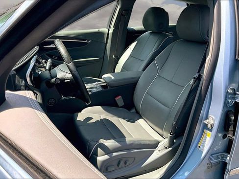 Used 2014 Chevrolet Impala LTZ FWD image 19