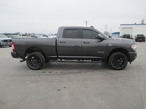 Used 2021 RAM 2500 Big Horn w/ Level 1 Equipment Group image 4