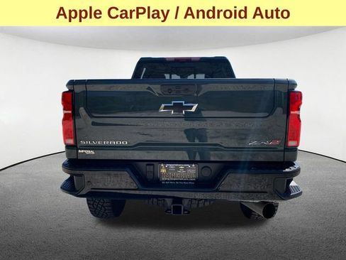 Used 2025 Chevrolet Silverado 2500 ZR2 w/ Technology Package AWD/4WD image 11