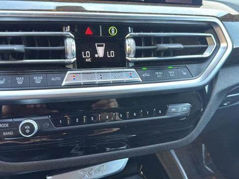 Used 2022 BMW X4 xDrive30i image 19