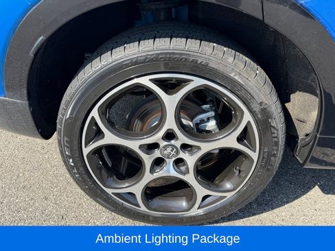 Used 2025 Alfa Romeo Tonale w/ Premium Package AWD/4WD image 15
