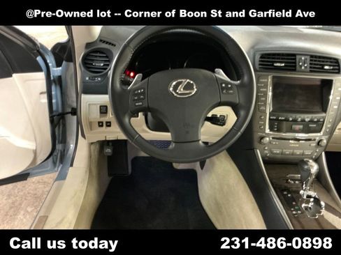 Used 2010 Lexus IS 250C image 16