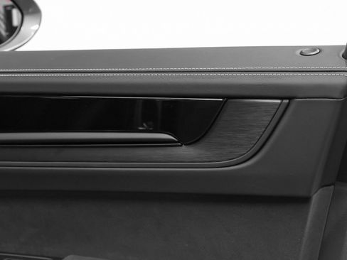 New 2026 Porsche Cayenne GTS image 30