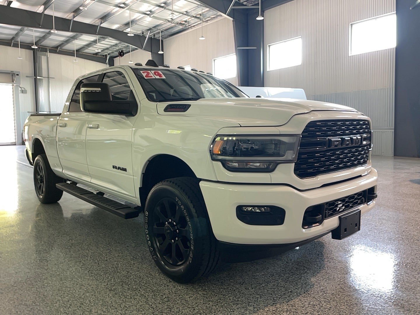 Used 2024 RAM 2500 Big Horn w/ Night Edition AWD/4WD image 1