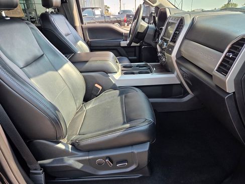 Used 2019 Ford F250 Lariat w/ Lariat Ultimate Package AWD/4WD image 21