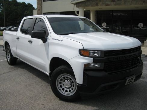 Used 2019 Chevrolet Silverado 1500 W/T w/ WT Convenience Package AWD/4WD image 2