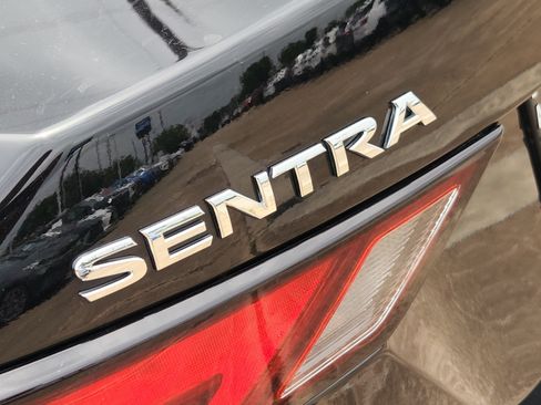 Used 2024 Nissan Sentra S FWD image 12