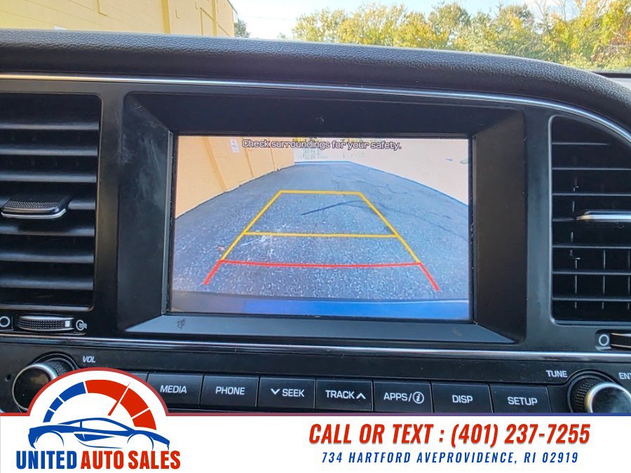 Used 2018 Hyundai Elantra SE w/ SE Connectivity Package 04 FWD image 21