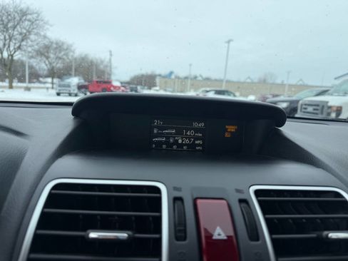 Used 2016 Subaru Forester 2.5i Premium image 15