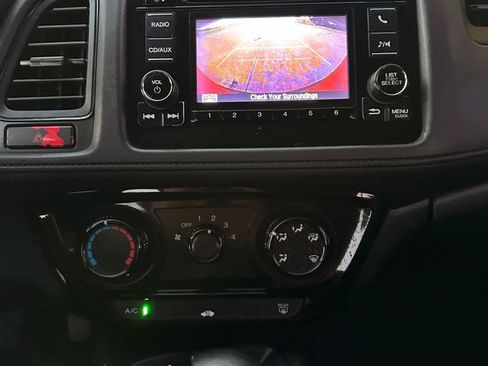 Used 2017 Honda HR-V LX image 25