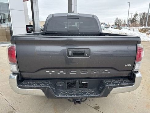 Used 2023 Toyota Tacoma TRD Off-Road image 6