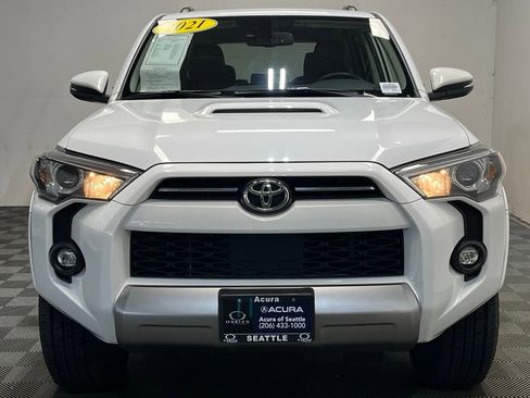 Used 2021 Toyota 4Runner TRD Off-Road Premium image 2