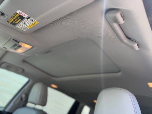 Used 2016 Toyota Highlander XLE AWD/4WD image 15