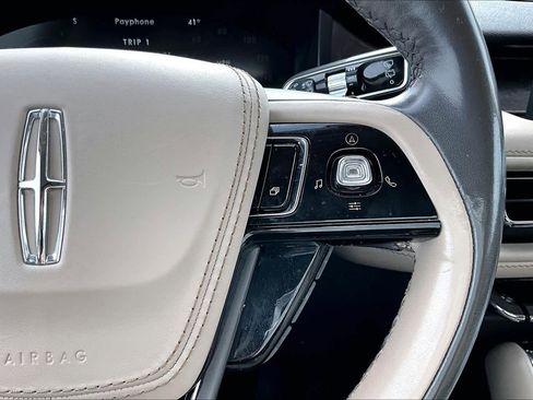 Used 2020 Lincoln Aviator Reserve image 23